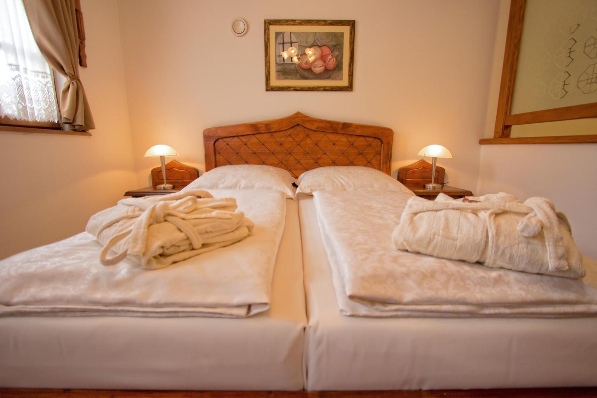 บูทิก โฮเต็ล โอลด์ ทาวน์ Hotel โมสตาร์ ห้อง รูปภาพ